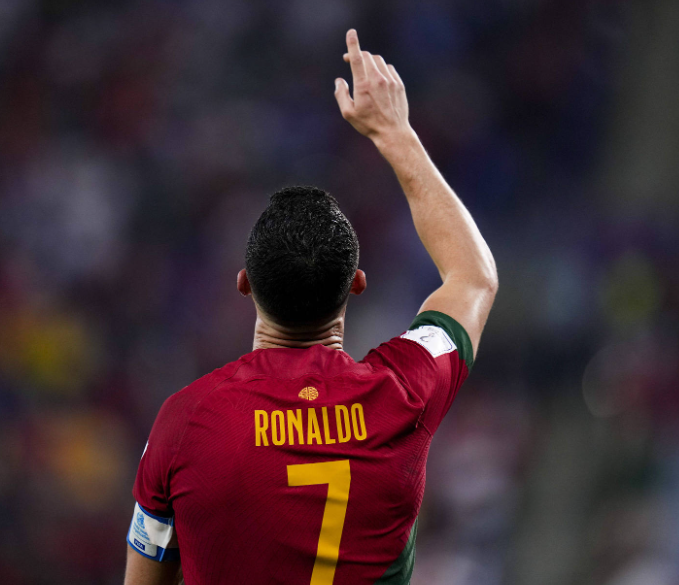 纳尼评C罗：世界杯征程与未来展望