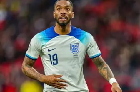 阿兰 - 帕杜盛赞伊万 - 托尼：英超瞩目，沙特难留